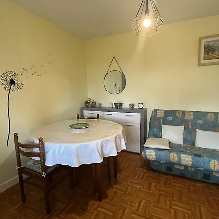 Apartment La Maison De Lili Proche D'aurillac