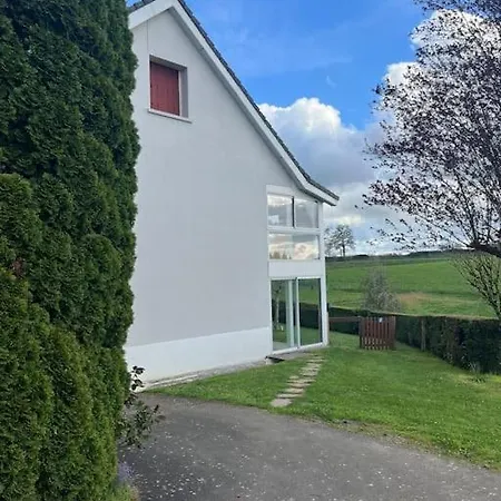 La Maison De Lili Proche D'aurillac Prunet (Cantal)